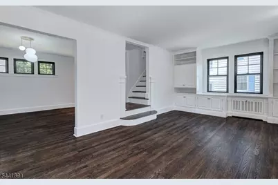 35 Sheridan Ave, West Orange Township, NJ 07052 - Photo 8
