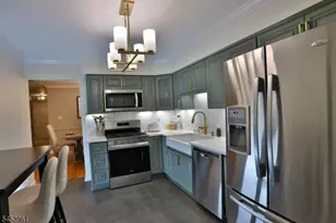 1006 Timberbrooke Dr, Bedminster Township, NJ 07921 - Photo 2