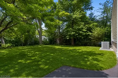 250 Milltown Rd, Springfield, NJ 07081 - Photo 28