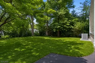 250 Milltown Rd, Springfield, NJ 07081 - Photo 28