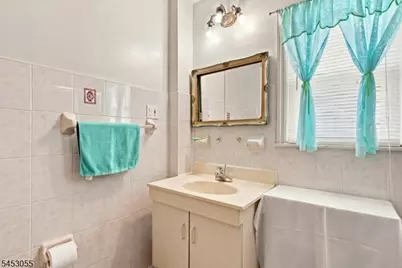185 Floyd St, Belleville, NJ 07109 - Photo 16