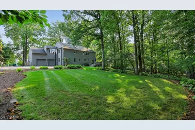 8 Cayuga Way, Bernards Township, NJ 07920 - Photo 42
