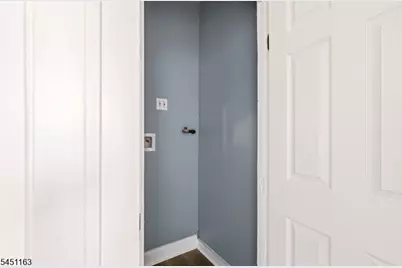 407 Chadwick Ave, Newark, NJ 07112 - Photo 14