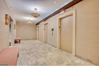300 Winston Dr-C2912, Cliffside Park, NJ 07010 - Photo 12