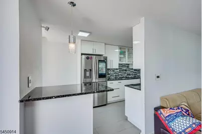 300 Winston Dr-C2912, Cliffside Park, NJ 07010 - Photo 30