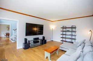 7 Tahoe Ct, Clinton Township, NJ 08809 - Photo 10