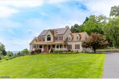 7 Tahoe Ct, Clinton Township, NJ 08809 - Photo 2
