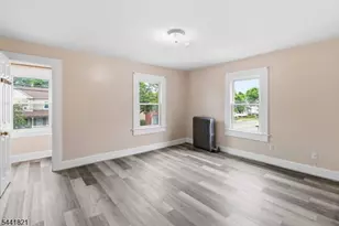 166 E Blackwell St, Dover, NJ 07801 - Photo 10