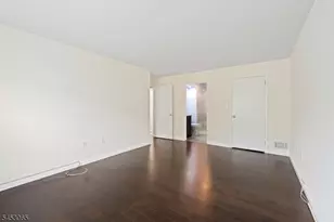 2501 Vroom Dr, Bridgewater, NJ 08807 - Photo 14