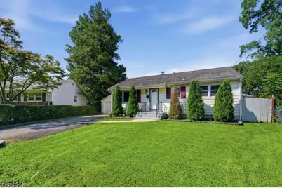77 Deborah Ct, Plainfield City, NJ 07062 - Photo 2