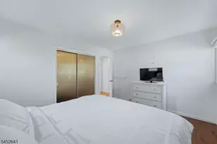 77 Deborah Ct, Plainfield City, NJ 07062 - Photo 18