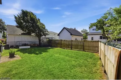 40 Ocean St #2, Millburn, NJ 07041 - Photo 12