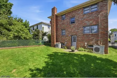 40 Ocean St #2, Millburn, NJ 07041 - Photo 10