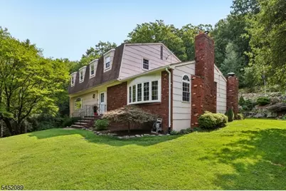 16 Zander Ln, Randolph Township, NJ 07869 - Photo 2