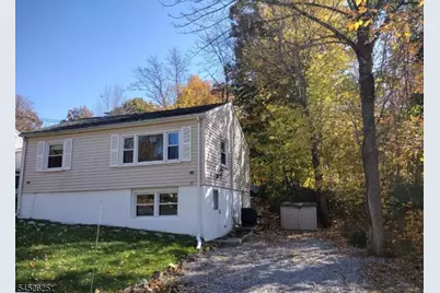 38 Wawayanda Rd, Vernon, NJ 07422 - Photo 4