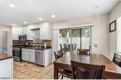 422E E Front St, Plainfield City, NJ 07060 - Photo 12