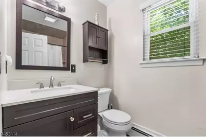422E E Front St, Plainfield City, NJ 07060 - Photo 16