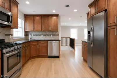 528 Cumberland St #B, Westfield, NJ 07090 - Photo 12