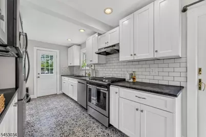 693 Amwell Rd, Hillsborough Township, NJ 08844 - Photo 10