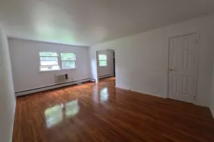 87 Elm Rd, Caldwell, NJ 07006 - Photo 2