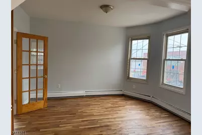 590 Hawthorne Ave #1, Irvington, NJ 07112 - Photo 4