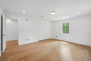 496 White Oak Ridge Rd, Millburn, NJ 07078 - Photo 22