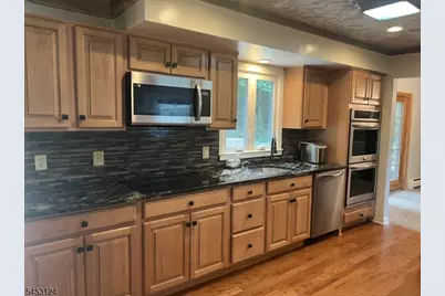 24 Tallahatchie Dr, Vernon, NJ 07461 - Photo 10