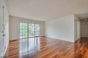57 Lindsey Ct, Franklin Township, NJ 08823 - Photo 4