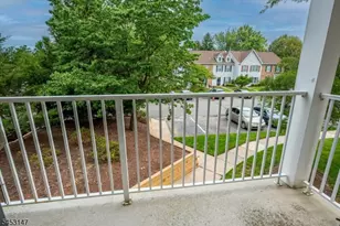 57 Lindsey Ct, Franklin Township, NJ 08823 - Photo 6