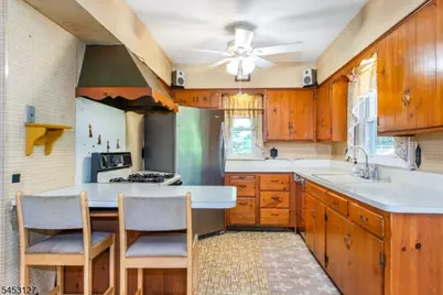 1431 Alps Rd, Wayne, NJ 07470 - Photo 12