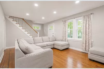 512 W 3rd Ave, Roselle, NJ 07203 - Photo 12