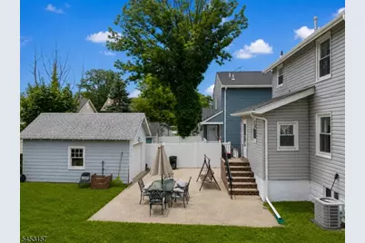 512 W 3rd Ave, Roselle, NJ 07203 - Photo 8