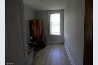 109 E Munsell Ave #1, Linden, NJ 07036 - Photo 4