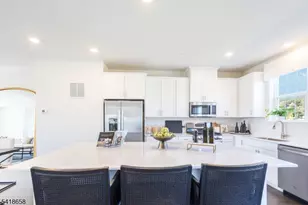 11 Bedford Wy, East Hanover Township, NJ 07936 - Photo 2