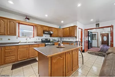22 George St, Clifton, NJ 07011 - Photo 8