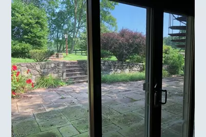 22 Cooks Cross Rd, Union Township, NJ 08867 - Photo 18