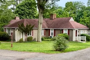 22 Cooks Cross Rd, Union Township, NJ 08867 - Photo 2