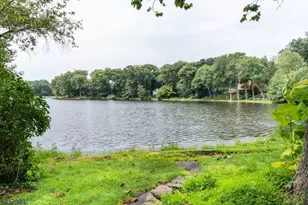 23 Cabot Ln, Kinnelon, NJ 07405 - Photo 6