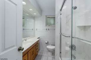 23 Cabot Ln, Kinnelon, NJ 07405 - Photo 18