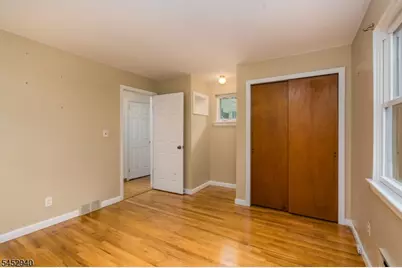 23 Cabot Ln, Kinnelon, NJ 07405 - Photo 16
