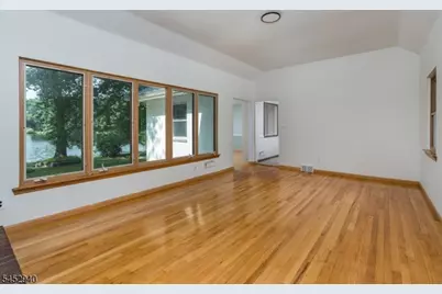 23 Cabot Ln, Kinnelon, NJ 07405 - Photo 8