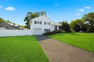 2020 N Stiles St, Linden, NJ 07036 - Photo 2