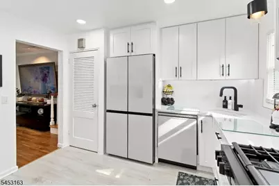 2020 N Stiles St, Linden, NJ 07036 - Photo 6