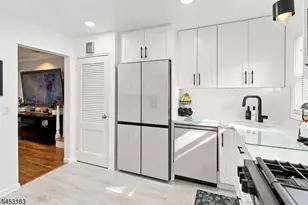 2020 N Stiles St, Linden, NJ 07036 - Photo 6