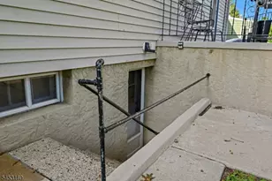 44 N 12th St, Hawthorne, NJ 07506 - Photo 4