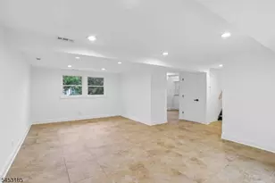 38 Billingsley Dr, Livingston, NJ 07039 - Photo 26
