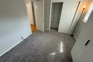 28 Chambers Ct, Clifton, NJ 07013 - Photo 12