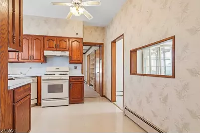 1120 Madison Hill Rd, Clark Township, NJ 07066 - Photo 12
