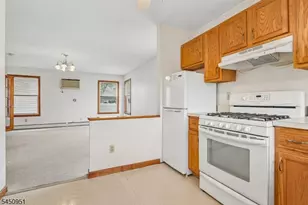 1120 Madison Hill Rd, Clark Township, NJ 07066 - Photo 20