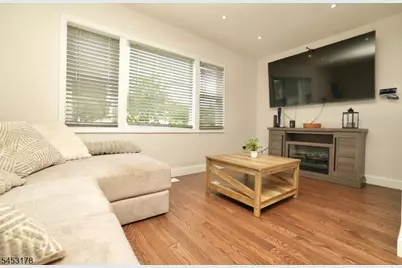 105 Main St, Linden, NJ 07036 - Photo 6
